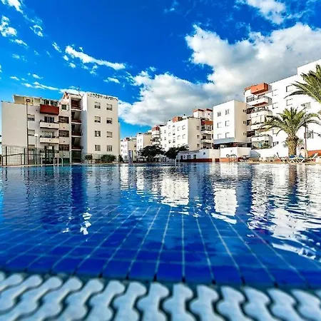 Appartement Axe Acoro Palmeras Del Sur By Paramount Holidays